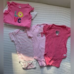 Baby Girl Bodysuit Bundle 3–6M Carter’s Gerber Baby Views Short Sleeve Set of 6